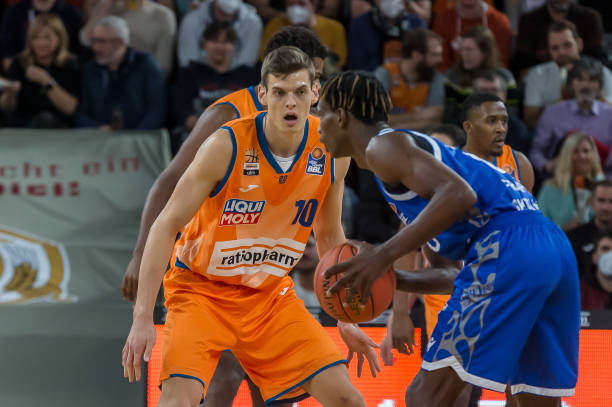 在关键时刻 在关键时刻