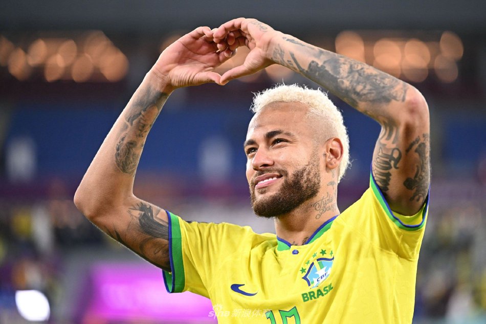 他在这里完 他在这里完