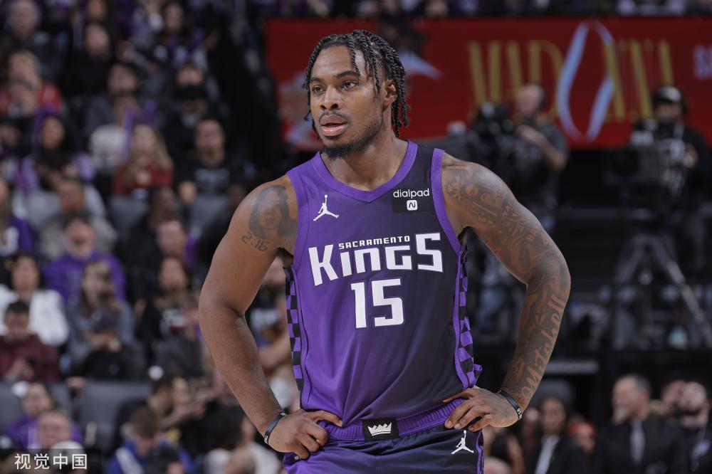 起伏不定 起伏不定